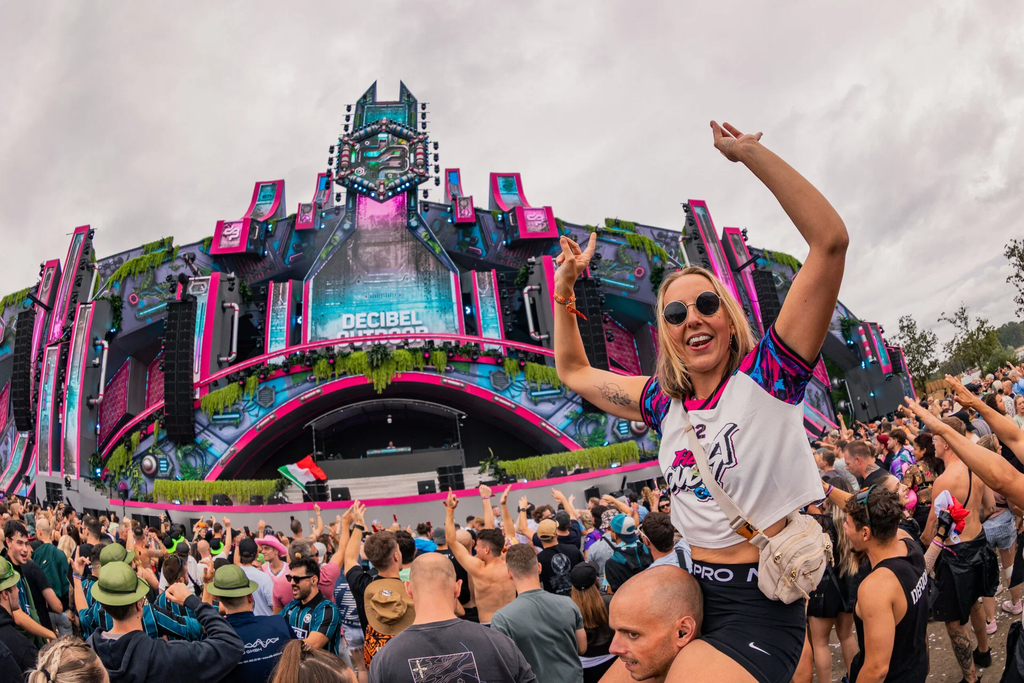 Decibel outdoor 2027 2